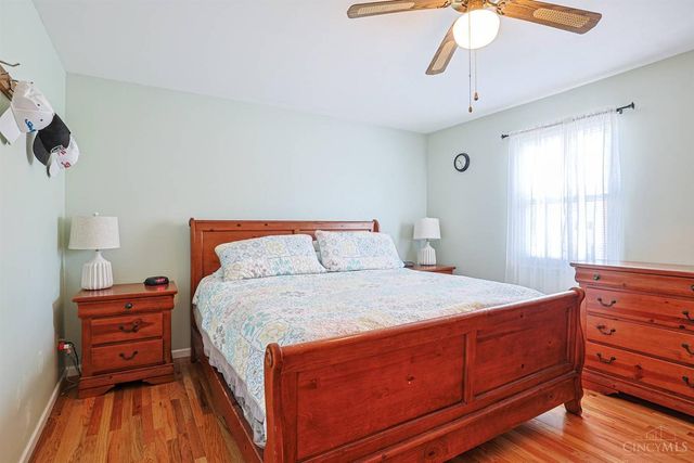 37 Hayden Drive, Greenhills, OH 45218