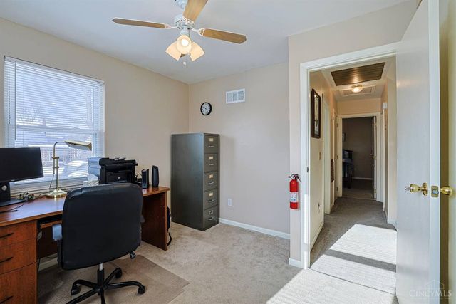 37 Hayden Drive, Greenhills, OH 45218