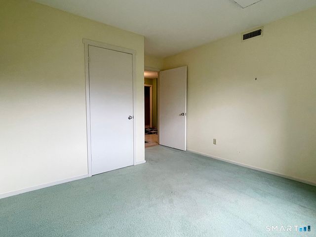 318 Heritage Village E, Southbury, CT 06488