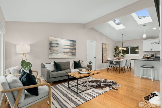 14009 13th Avenue SW, Burien, WA 98166