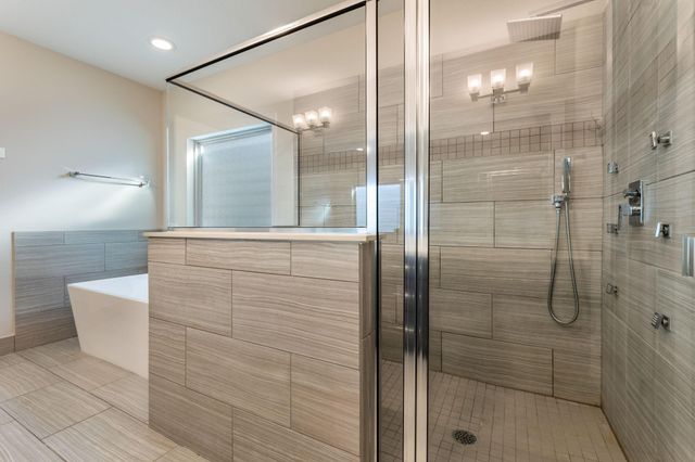 806 Thornton Road B, Houston, TX 77018