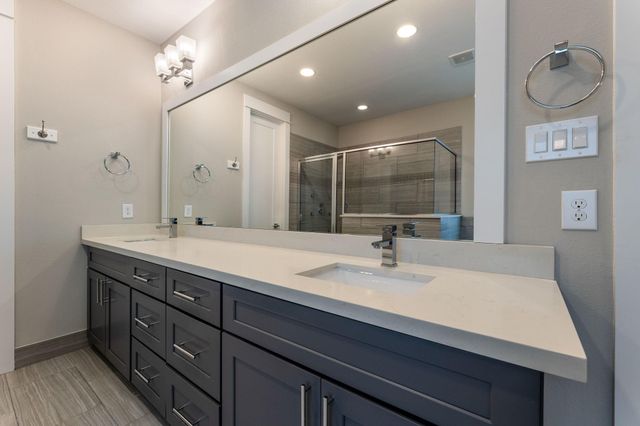 806 Thornton Road B, Houston, TX 77018