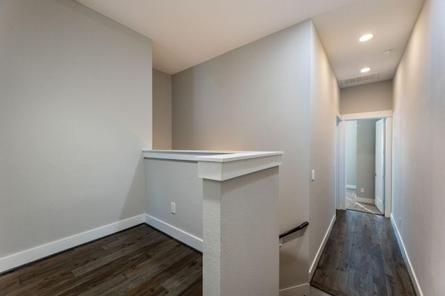 806 Thornton Road B, Houston, TX 77018