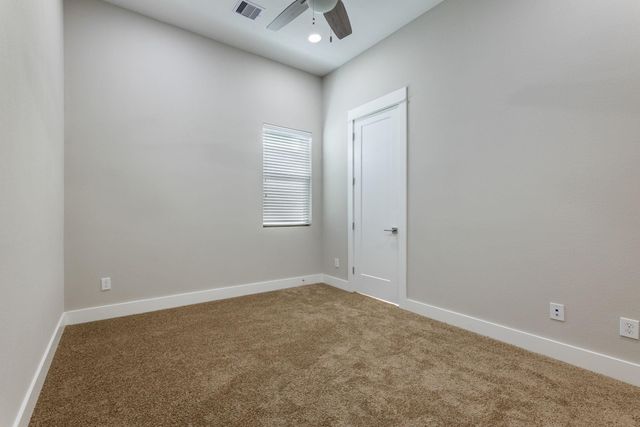 806 Thornton Road B, Houston, TX 77018