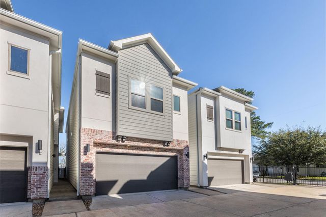 806 Thornton Road B, Houston, TX 77018