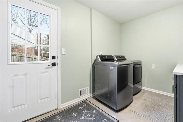 79 Pheasant SE Drive, Marietta, GA 30067