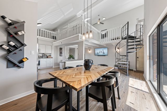 8106 168th Place 3W, Tinley Park, IL 60477