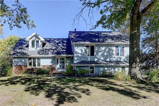 16210 Whispering Winds Road, Leavenworth, KS 66048