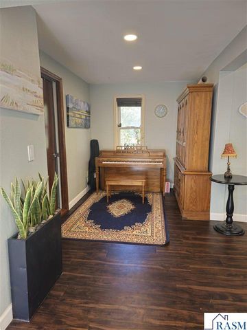 58369 240th Street, Mankato, MN 56003