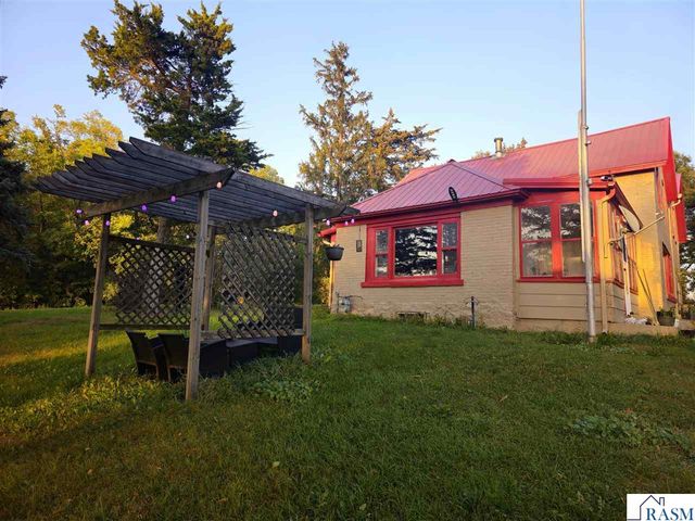 58369 240th Street, Mankato, MN 56003