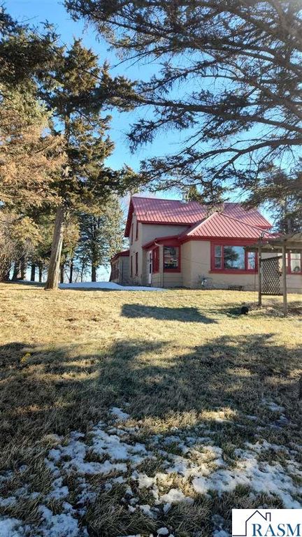 58369 240th Street, Mankato, MN 56003