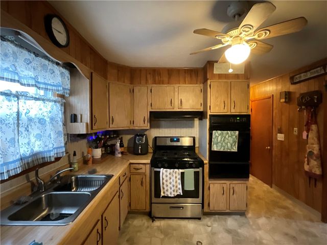 832 Phillips Hill Road, Coventry, RI 02816