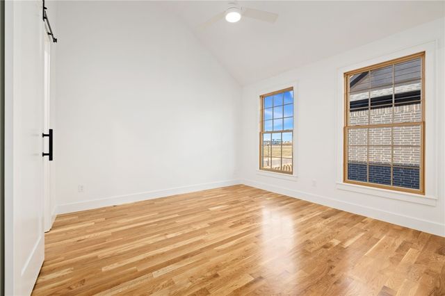 4621 S 47th Street, Rogers, AR 72758