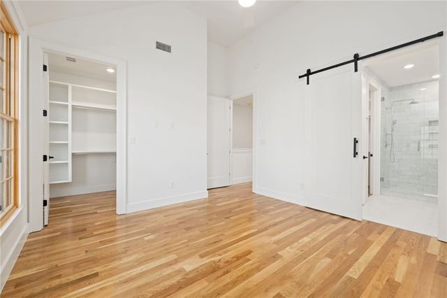 4621 S 47th Street, Rogers, AR 72758