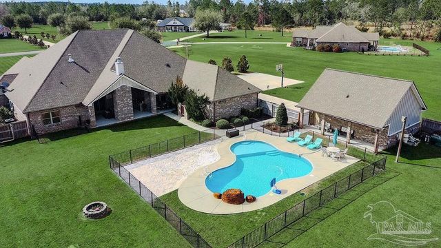 3684 Cotton Gin Ln, Pace, FL 32571