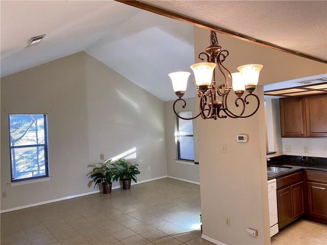 910 Milford WAY B, Austin, TX 78745