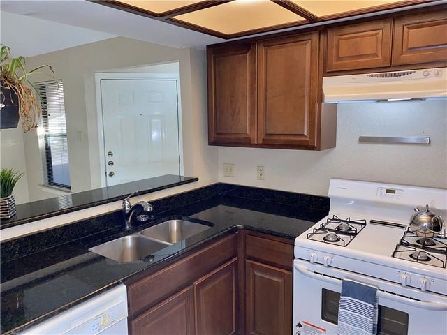 910 Milford WAY B, Austin, TX 78745
