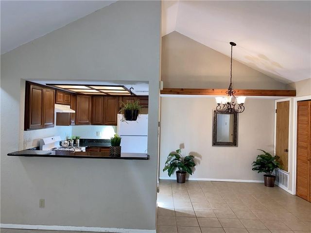 910 Milford WAY B, Austin, TX 78745
