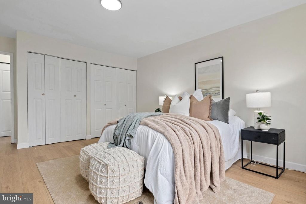 Image 17 of property listing at 11312 CHERRY HILL RD #2YOU, Beltsville, MD 20705