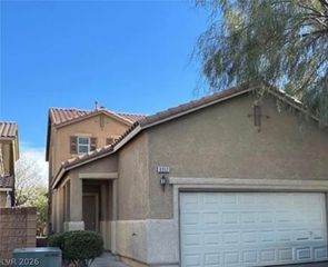 8952 College Green Street, Las Vegas, NV 89148