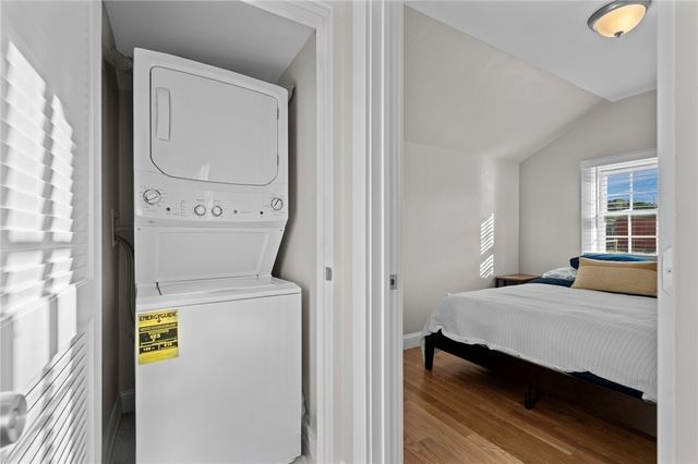 49 Reservoir Road, Middletown, RI 02842