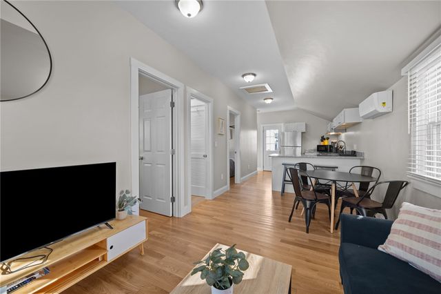 49 Reservoir Road, Middletown, RI 02842