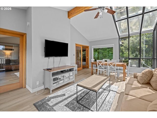 1253 Ne EAST LAGOON Dr, Lincoln City, OR 97367