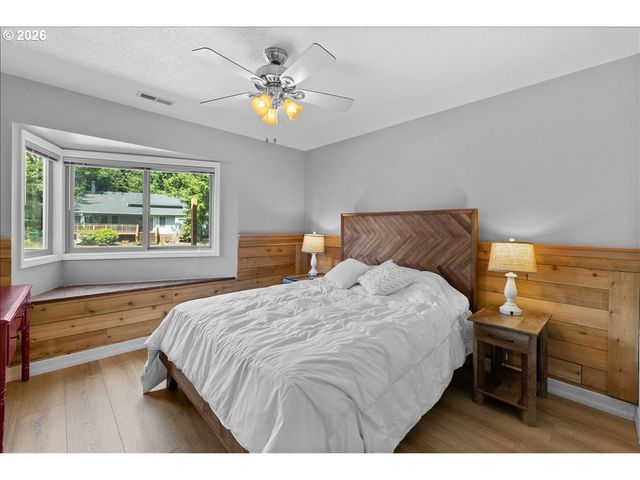 1253 Ne EAST LAGOON Dr, Lincoln City, OR 97367