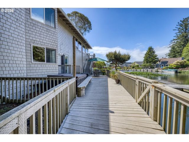 1253 Ne EAST LAGOON Dr, Lincoln City, OR 97367