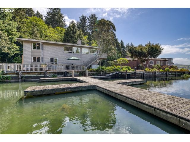 1253 Ne EAST LAGOON Dr, Lincoln City, OR 97367