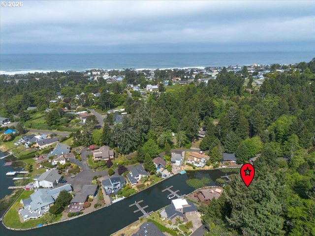 1253 Ne EAST LAGOON Dr, Lincoln City, OR 97367