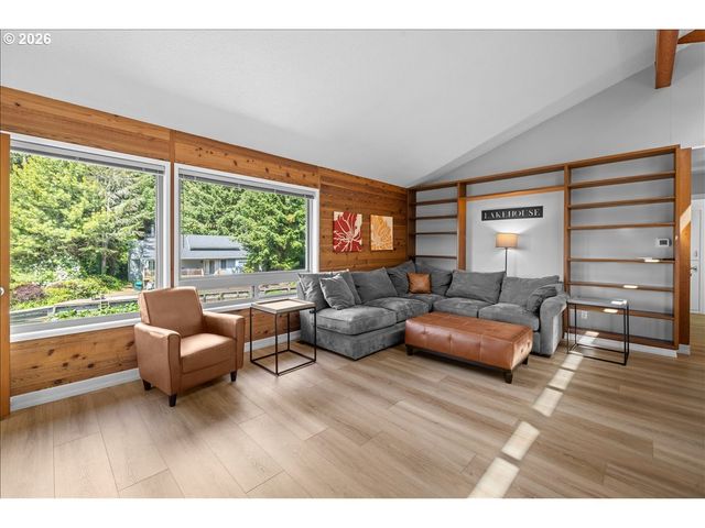 1253 Ne EAST LAGOON Dr, Lincoln City, OR 97367