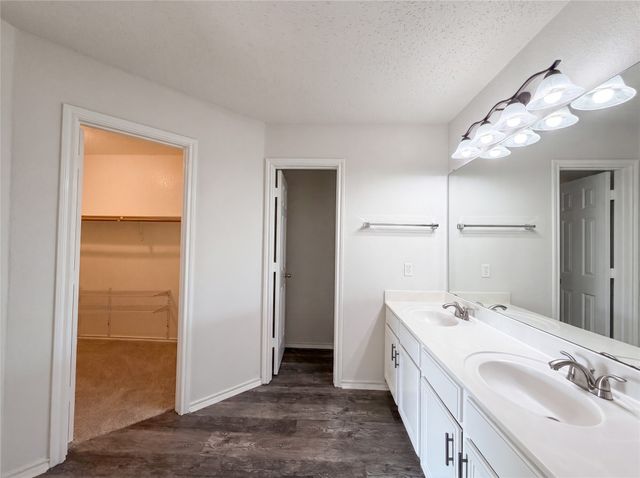 2320 Bantry Lane, Arlington, TX 76002