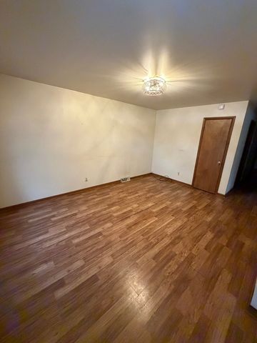 23 W 143 Street, Dixmoor, IL 60426