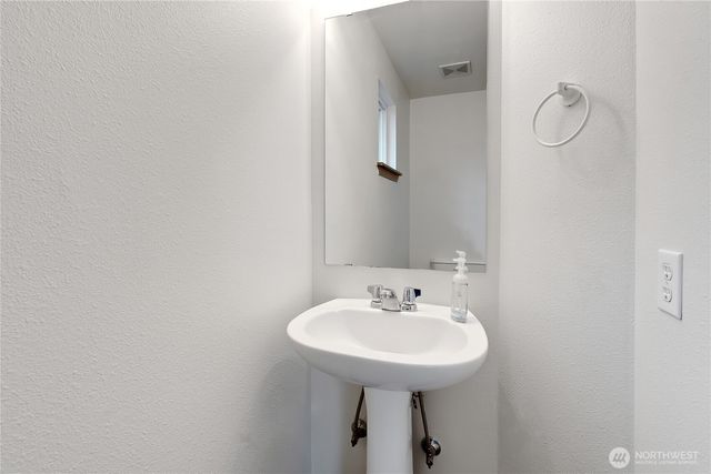 2727 Hidden Springs Loop SE, Lacey, WA 98503
