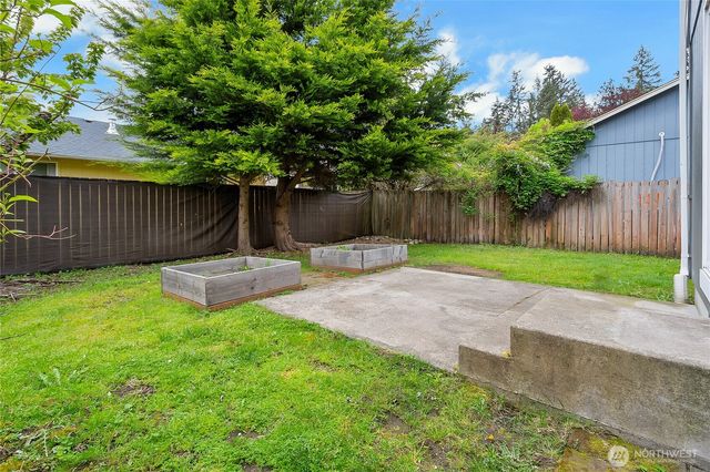 2727 Hidden Springs Loop SE, Lacey, WA 98503