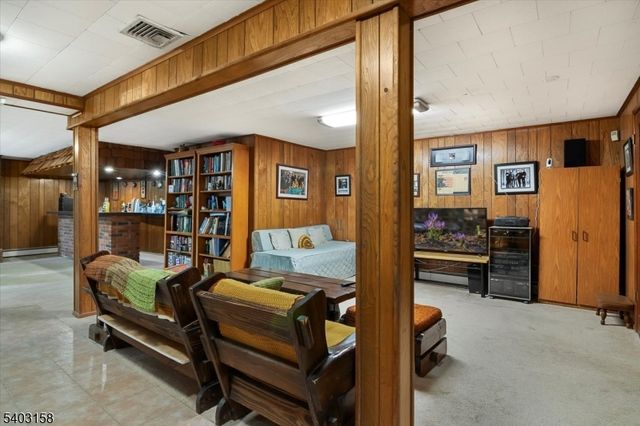 30 Woodrow Ave, Woodland Park, NJ 07424