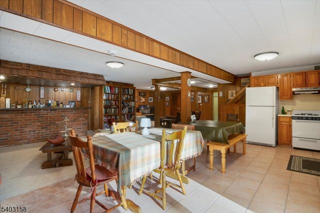 30 Woodrow Ave, Woodland Park, NJ 07424