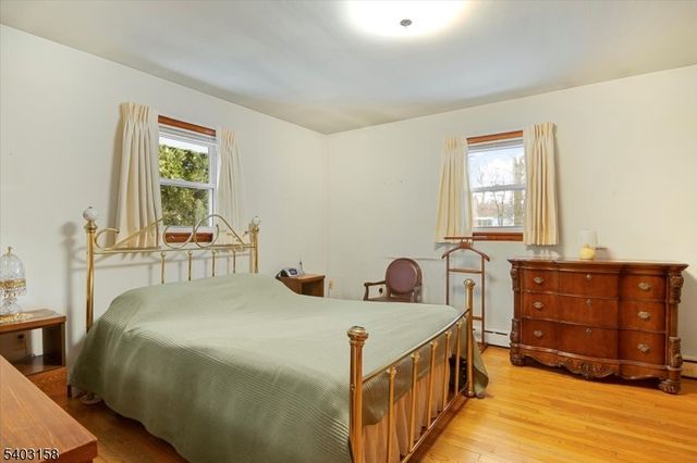 30 Woodrow Ave, Woodland Park, NJ 07424