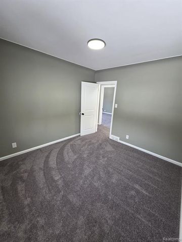 434 Piper Boulevard, Detroit, MI 48215