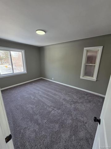 434 Piper Boulevard, Detroit, MI 48215