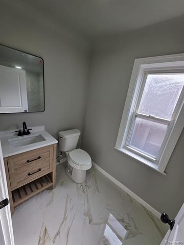 434 Piper Boulevard, Detroit, MI 48215