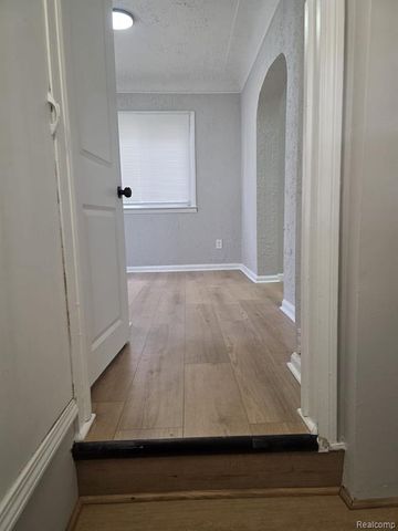 434 Piper Boulevard, Detroit, MI 48215