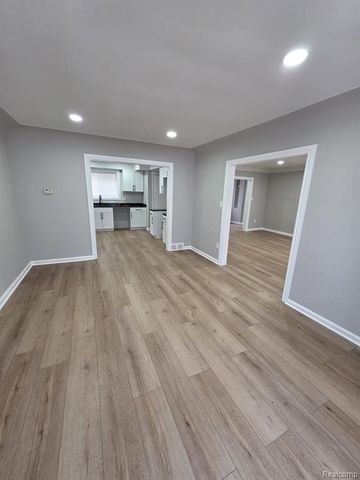 434 Piper Boulevard, Detroit, MI 48215