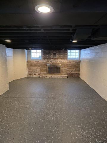 434 Piper Boulevard, Detroit, MI 48215