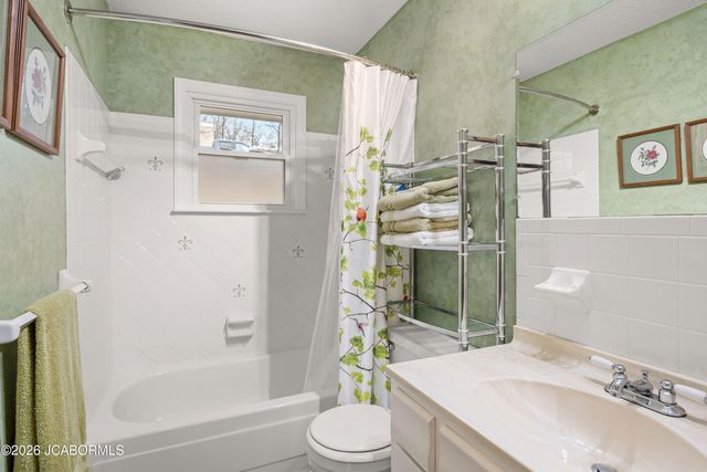 73 SNOWBIRD ROAD, Sunrise Beach, MO 65079