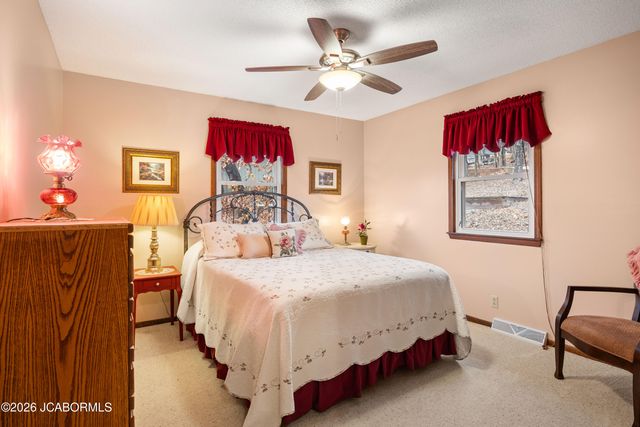 73 SNOWBIRD ROAD, Sunrise Beach, MO 65079