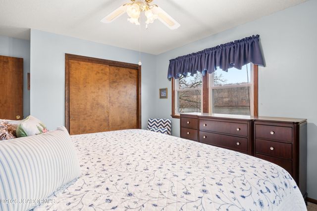 73 SNOWBIRD ROAD, Sunrise Beach, MO 65079