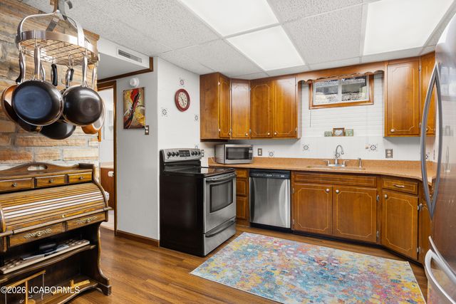 73 SNOWBIRD ROAD, Sunrise Beach, MO 65079