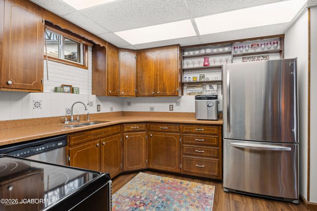 73 SNOWBIRD ROAD, Sunrise Beach, MO 65079